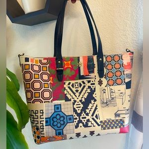 Cute Tory Burch leather purse